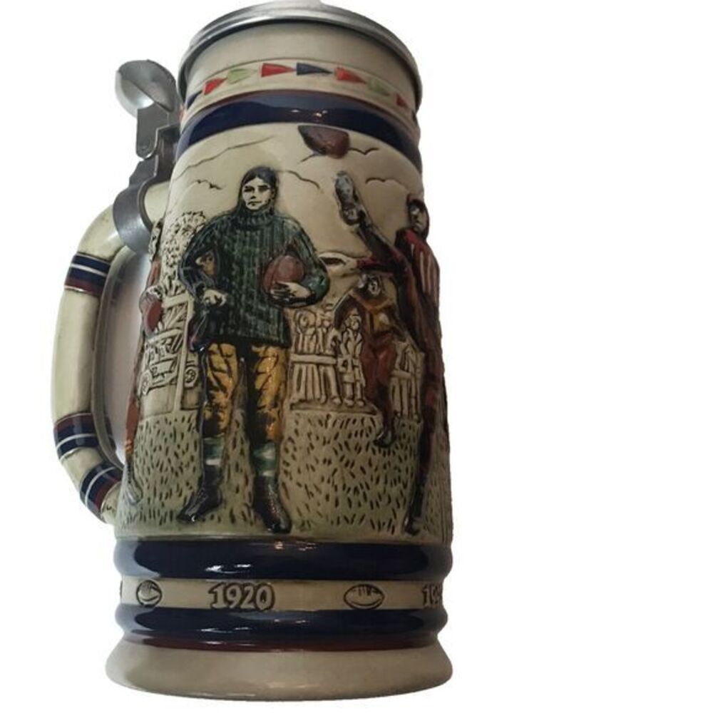 1983 Vintage‎ Avon Great American Football Ceramic Lidded Stein